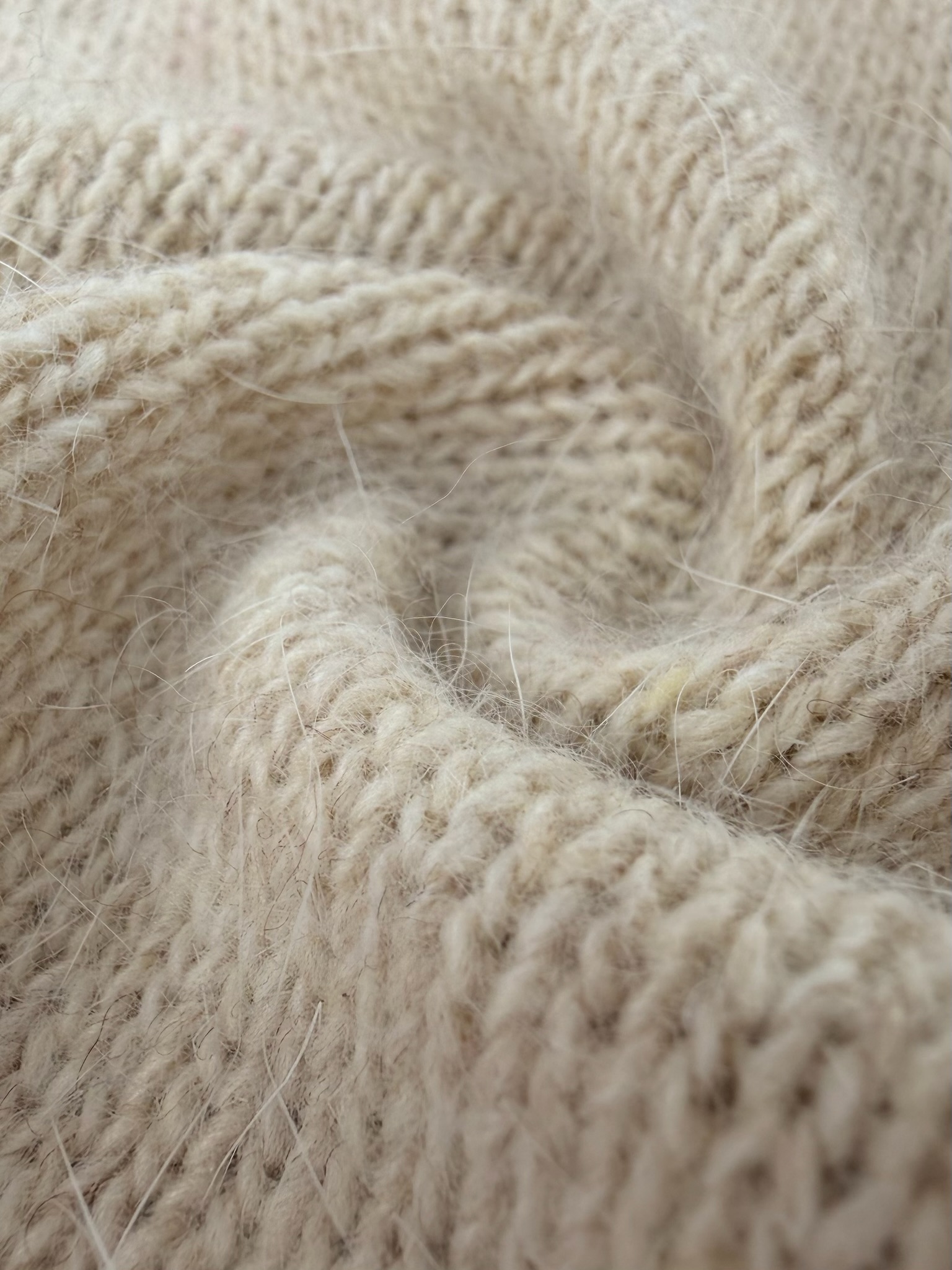 Capricci Filati Art. Ella Nm 1/15 – Fil classique en mérinos et angora col. Beige naturel photo 4